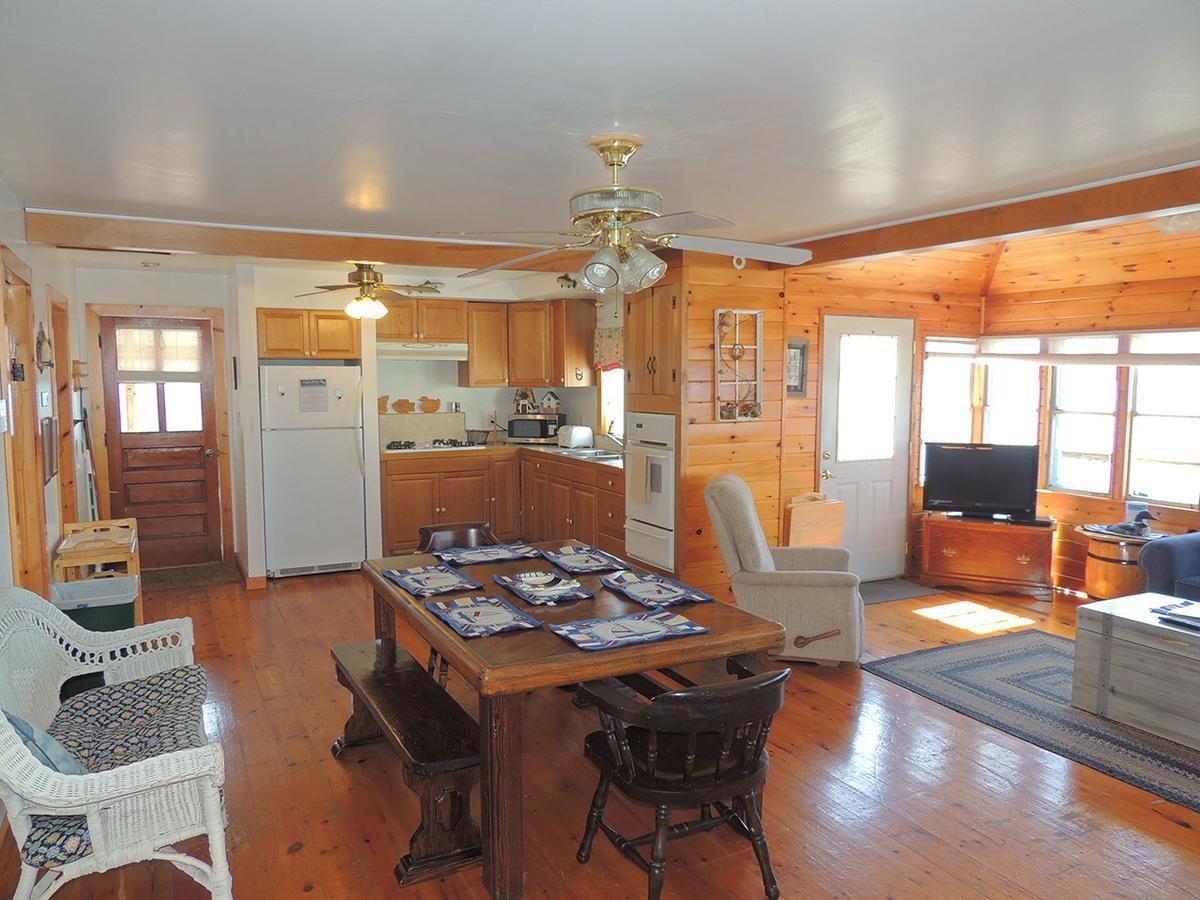Angel Rock Waterfront Cottages Cape Vincent Esterno foto